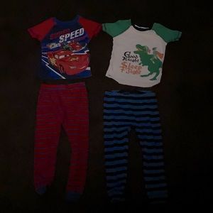 2 sets of boys size 3 pajamas.